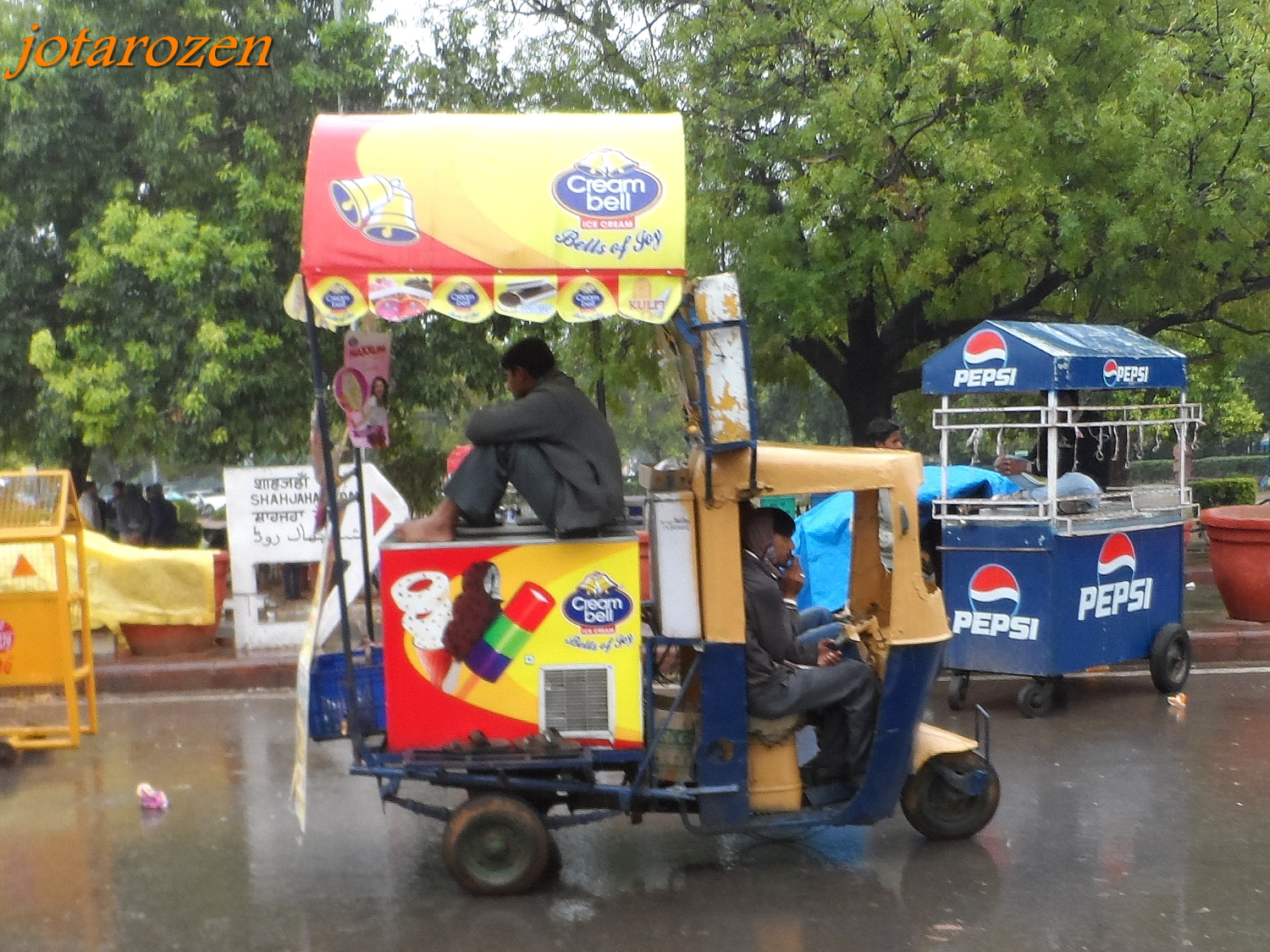 slideshow image